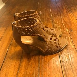 Report Brown Block Heel Sandals